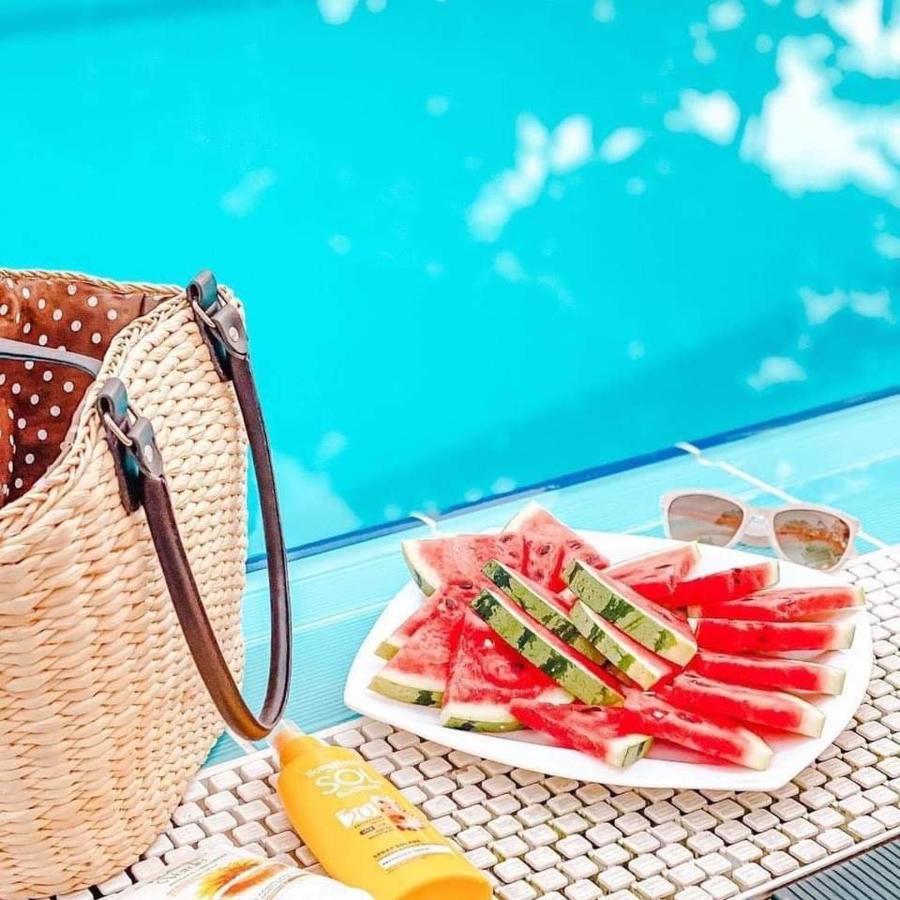La Luna Hotel Εξαμίλιο Εξωτερικό φωτογραφία