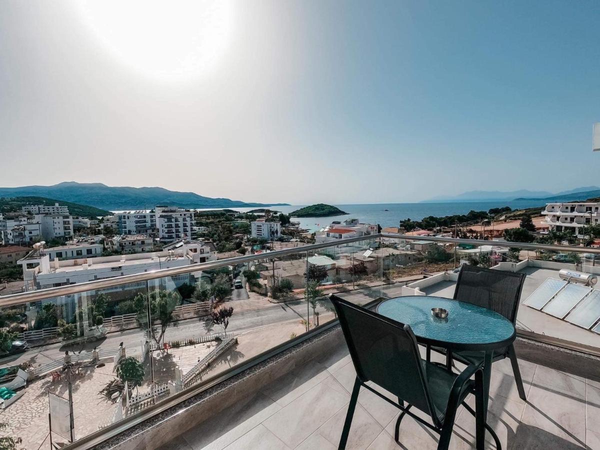 La Luna Hotel Εξαμίλιο Εξωτερικό φωτογραφία